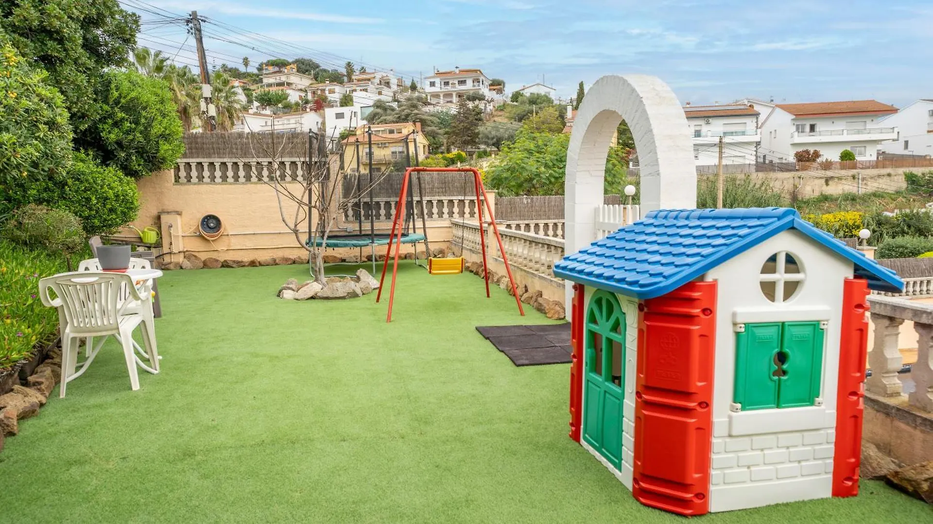 Homeholidaysrentals Aube Sant Cebrià de Vallalta 0*,